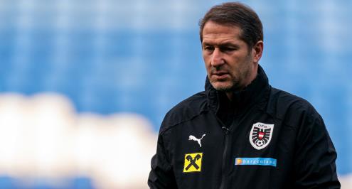 مدرب النمسا يقرر الاستقالة بعد الفشل في بلوغ المونديال